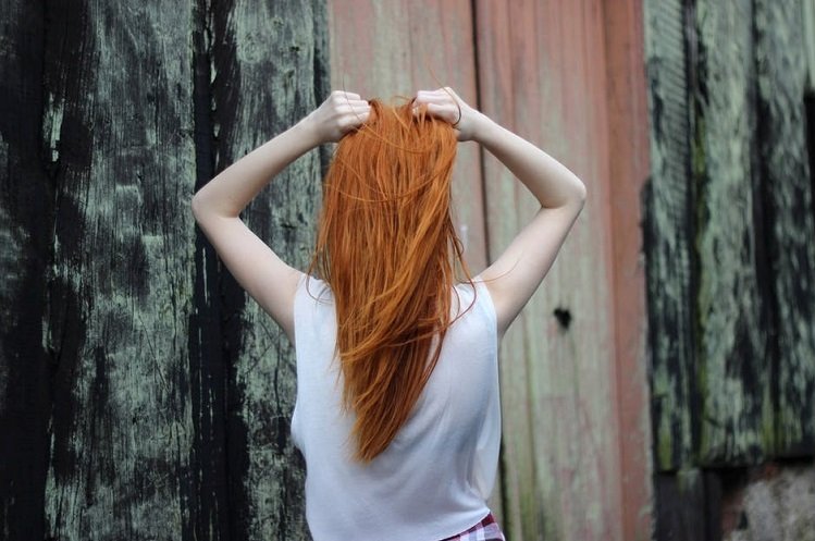 hair-woman-red